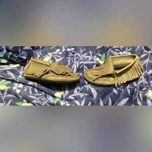 Fringe Moccasin Shoes - Manitobah